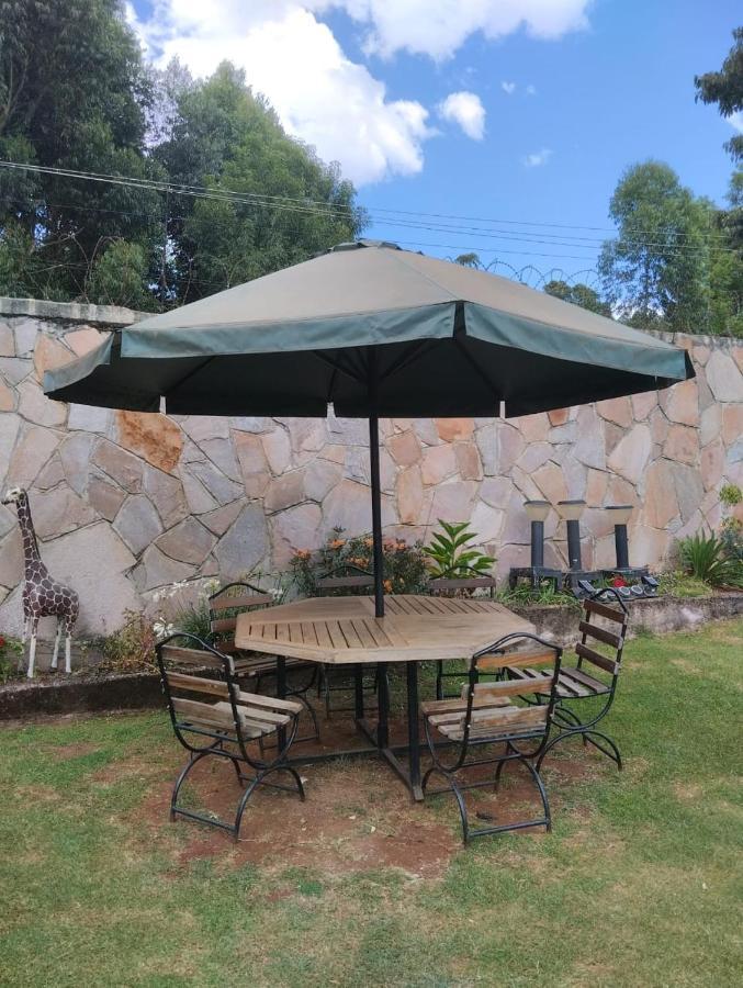 Comfort Guest House Kericho Exterior foto